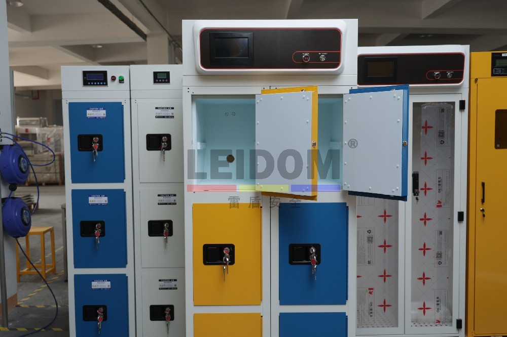 感谢某汽车制造企业选用我司智能化学品组合柜